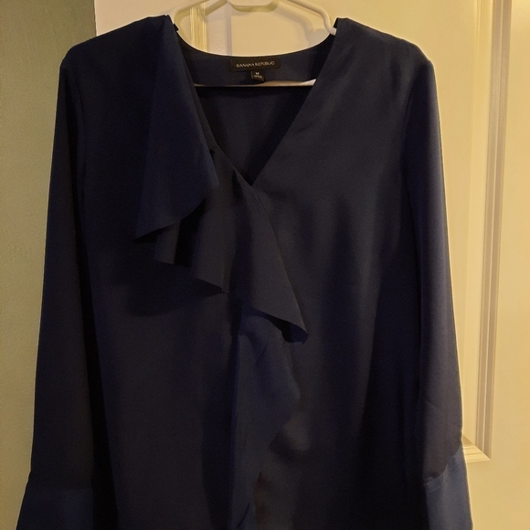 Banana Republic Tops - Banana Republic blouse